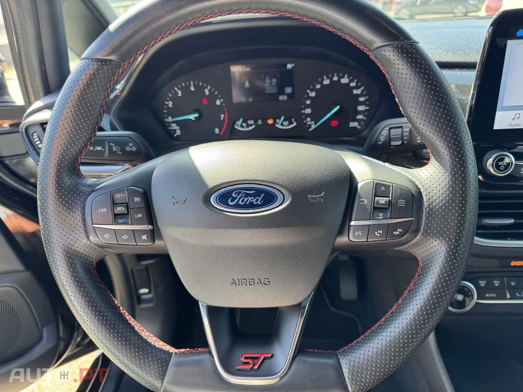 Ford Fiesta 1.0 EcoBoost ST-Line
