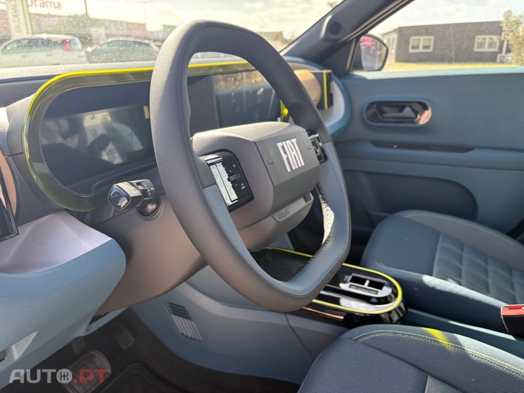 Fiat Grande Panda 1.2 Hybrid La Prima eDCT