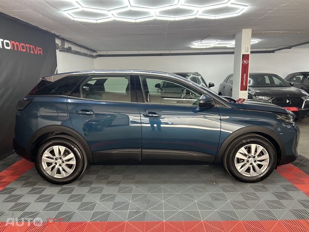 Peugeot 3008 1.2 PureTech Allure EAT8