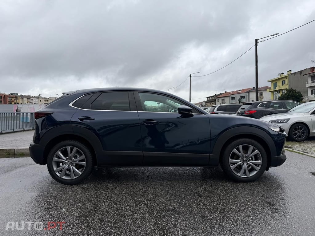 Mazda CX-30 2.0 e-Skyactiv-G Exclusive-line