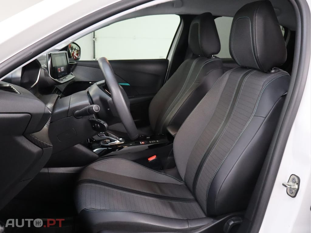 Peugeot 208 Allure Versão Eléctrica