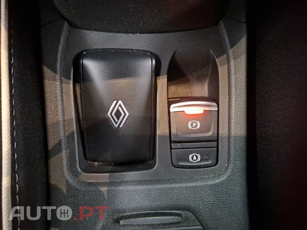 Renault Clio TCe 100 Bi-Fuel Techno