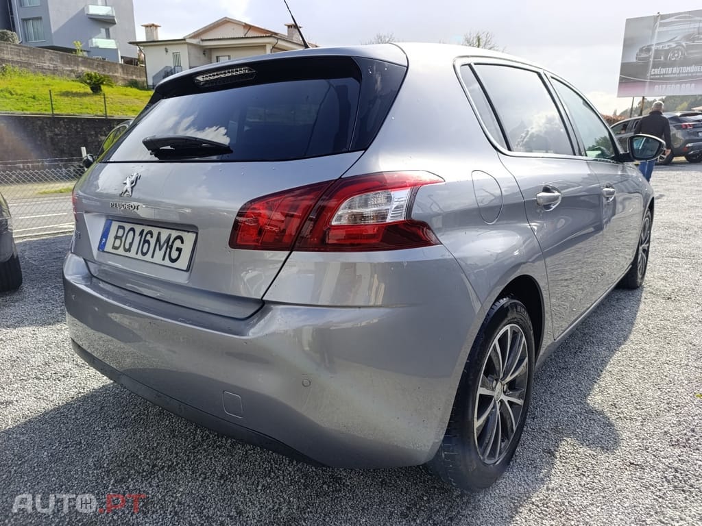 Peugeot 308 1.2 PureTech Style