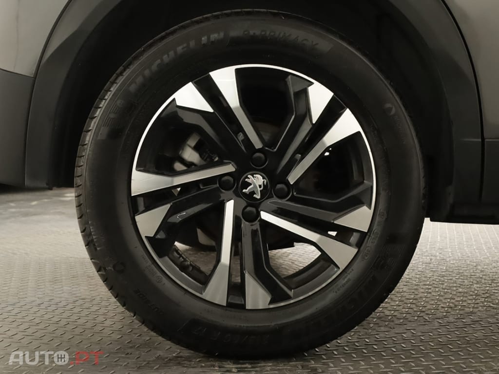 Peugeot 2008 2008 1.5 BlueHDi Allure