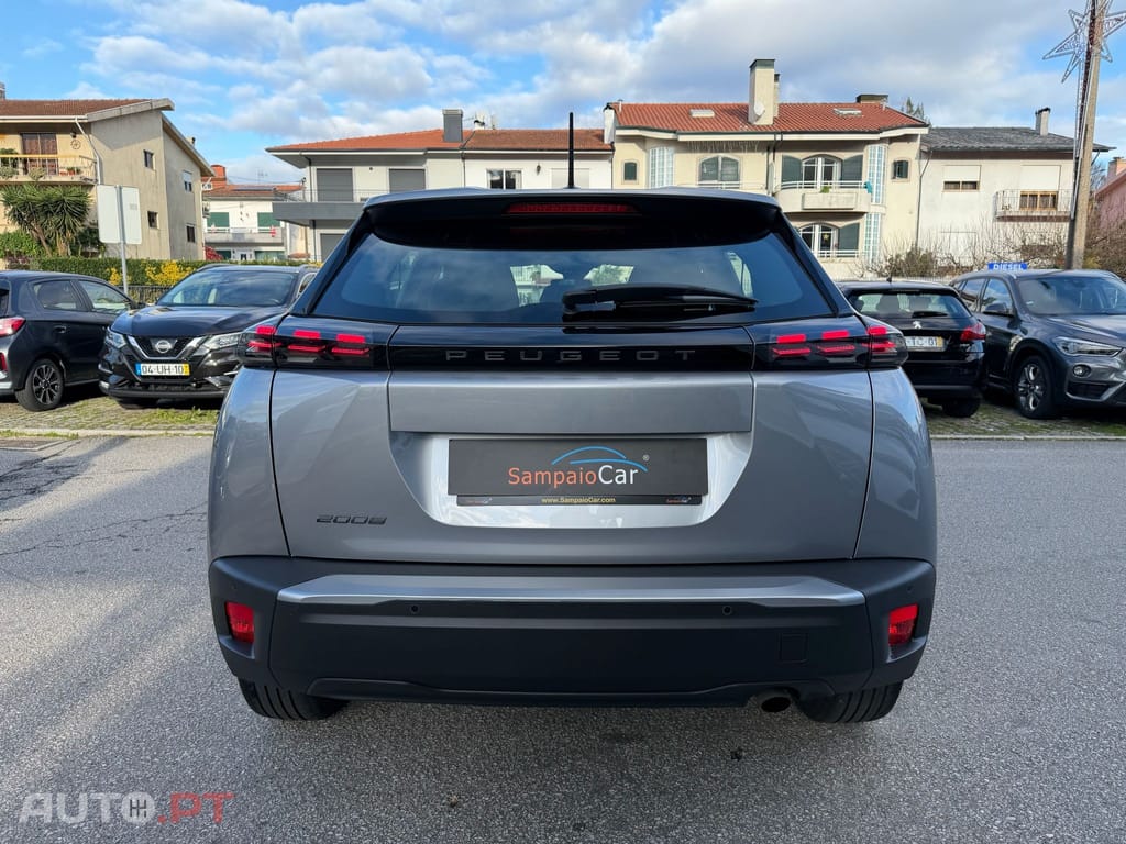 Peugeot 2008 1.2 PureTech Active Pack