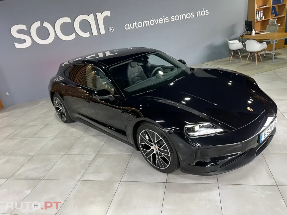 Porsche Taycan Outro