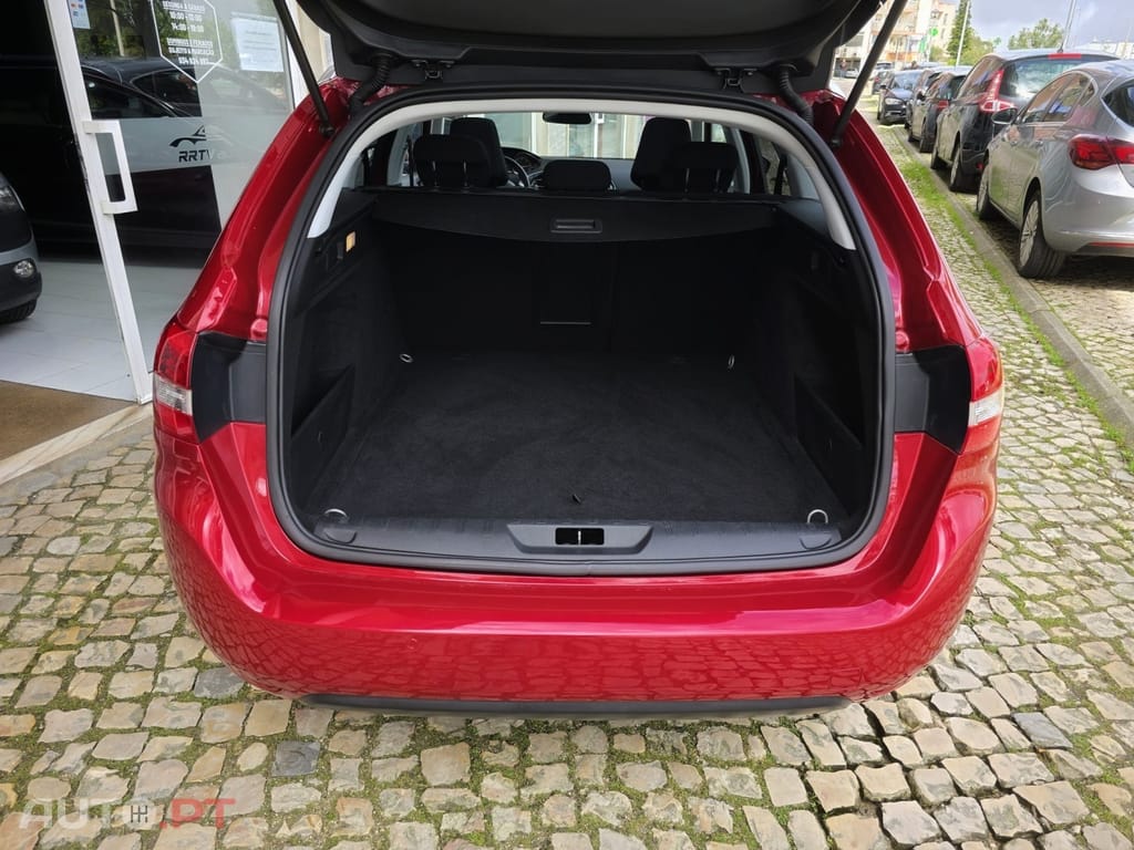 Peugeot 308 SW 1.6 BlueHDi Allure