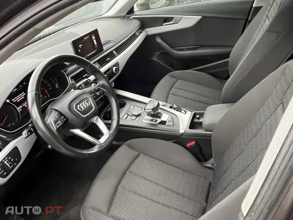 Audi A4 Avant 2.0 TDI Advance S tronic