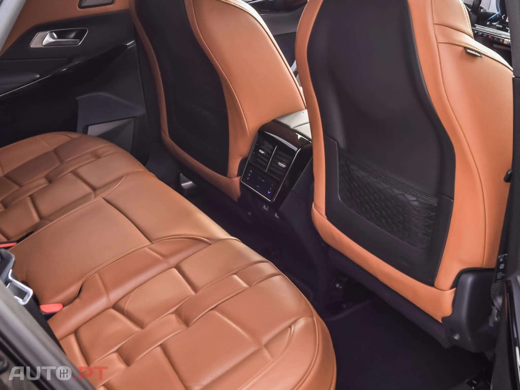 DS DS7 Crossback E-Tense 4x4 Opera EAT8