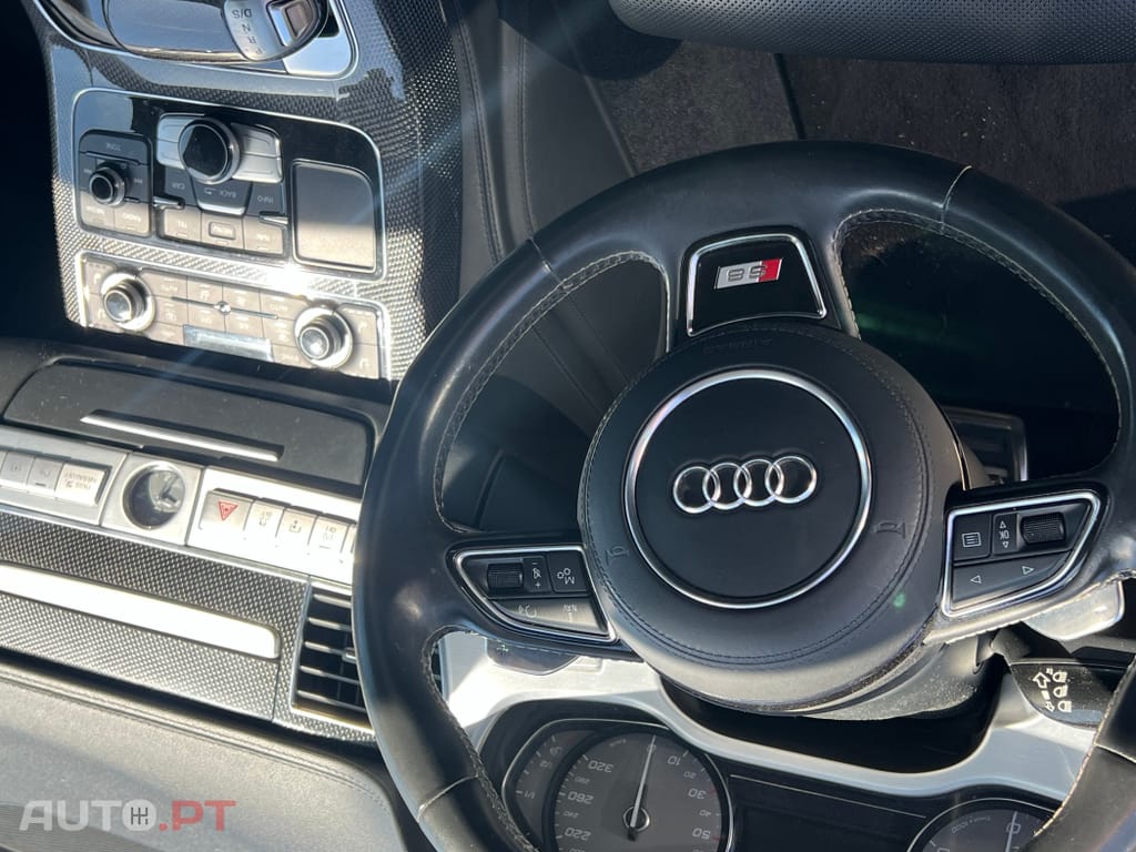 Audi S8 ND