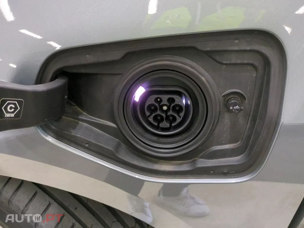 BMW 225 e xDrive