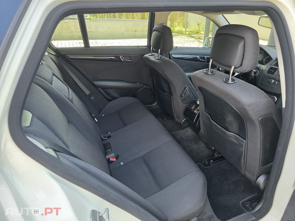 Mercedes-Benz C 220 CDI Auto Elegance DPF
