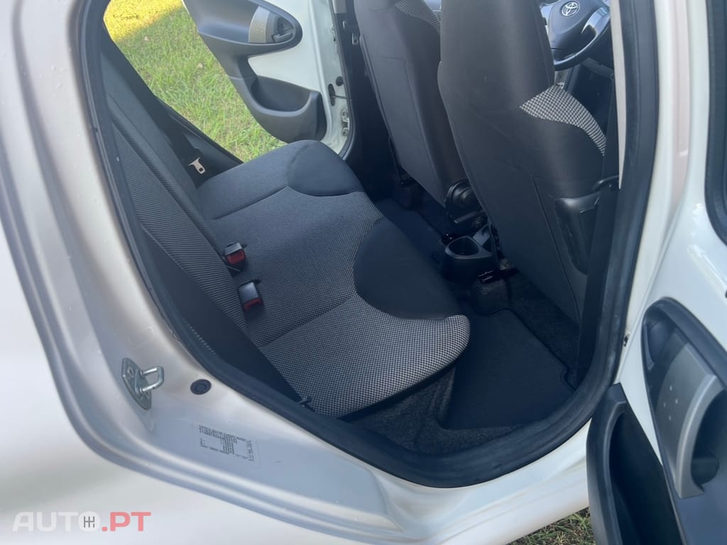 Toyota Aygo 1.0 AUTOMÁTICO