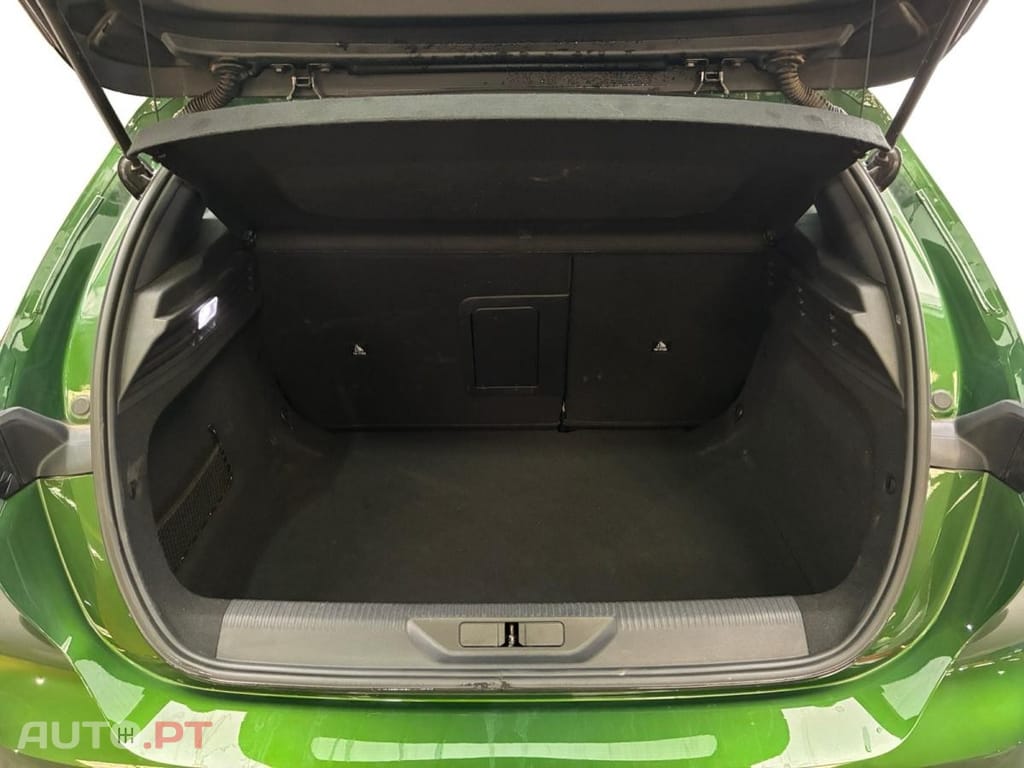 Peugeot 308 1.2 PureTech Allure Pack EAT8