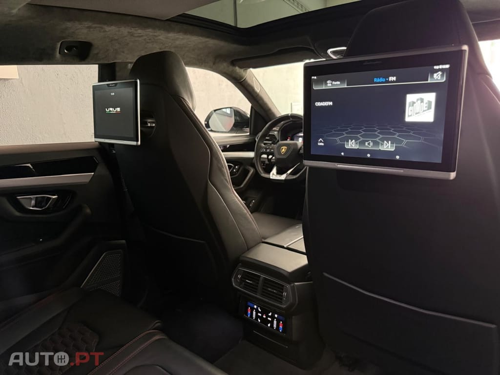 Lamborghini Urus 4.0 V8