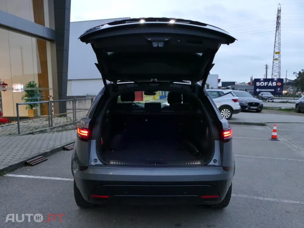 Land Rover Velar 2.0 P400e AWD Dynamic SE