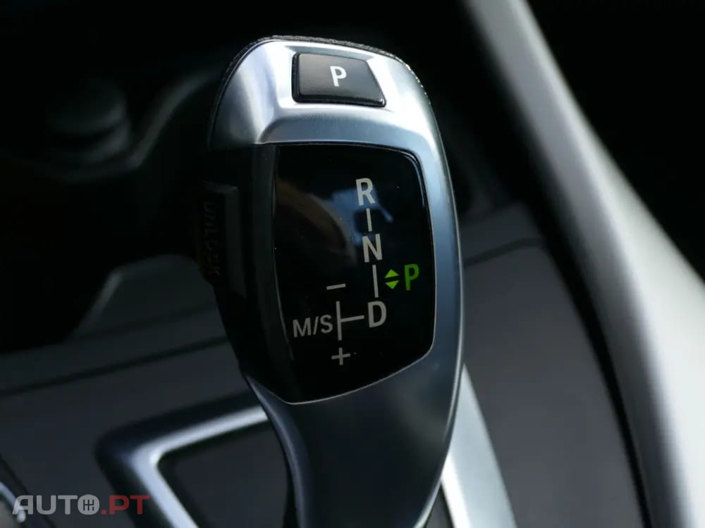 BMW 220 d Coupe Advantage Auto