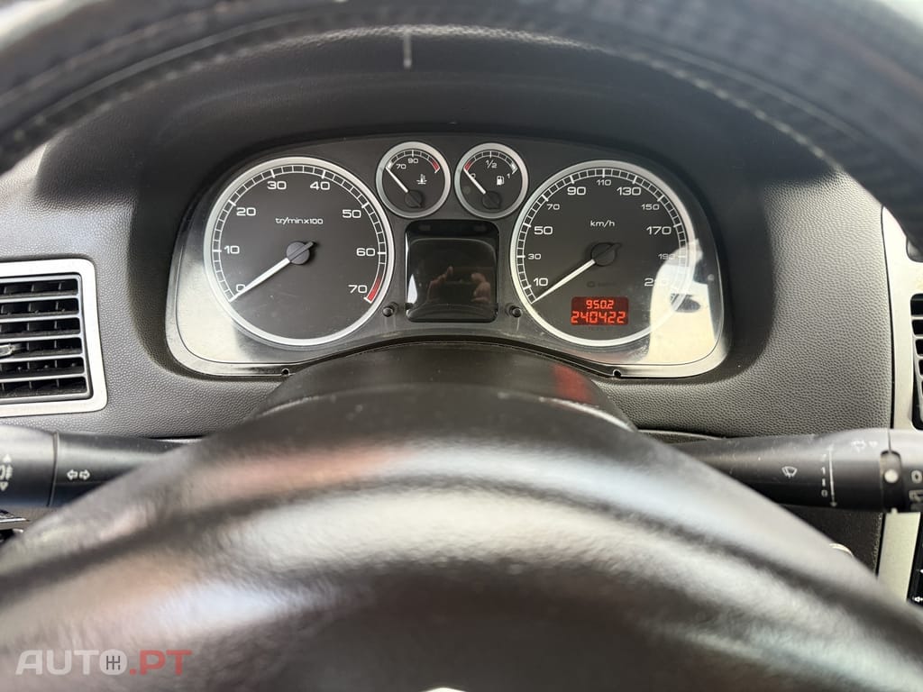 Peugeot 307 1.4 16V Navtech