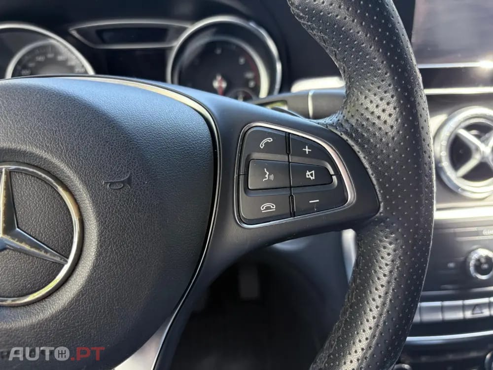 Mercedes-Benz CLA 180 d Shooting Brake Urban Aut.