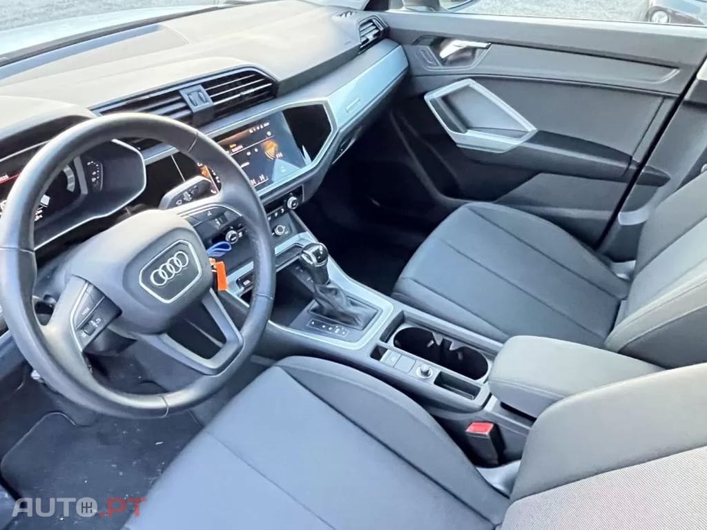Audi Q3 45 TFSIe S tronic