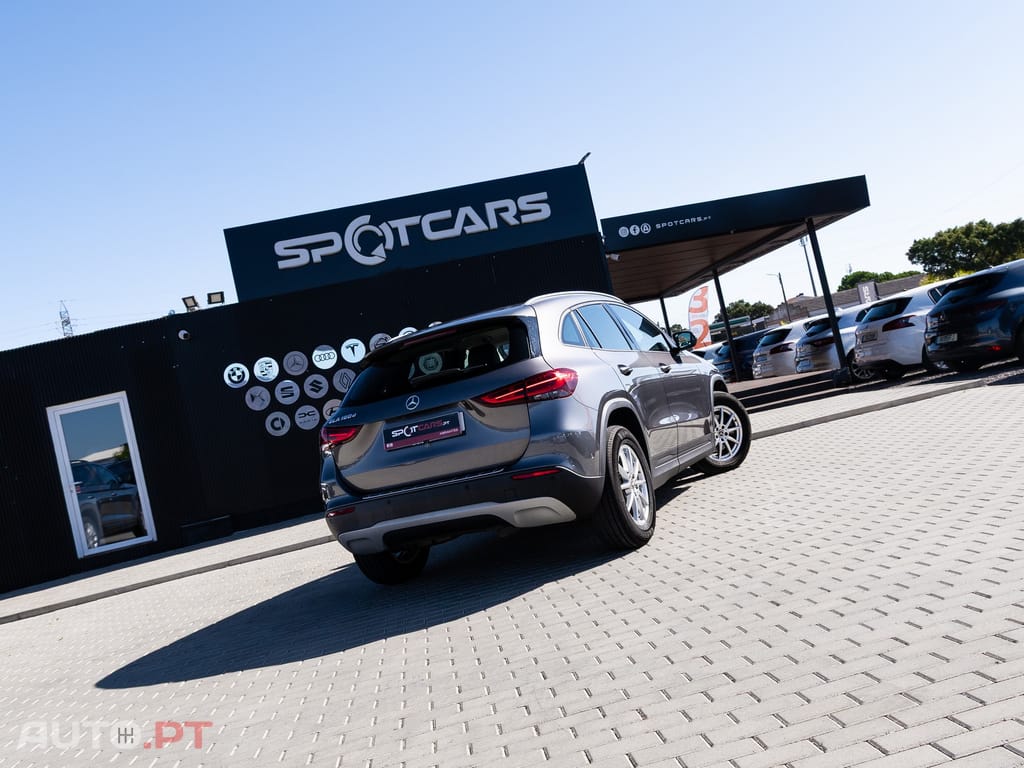 Mercedes-Benz GLA 180 d — fotografia 6