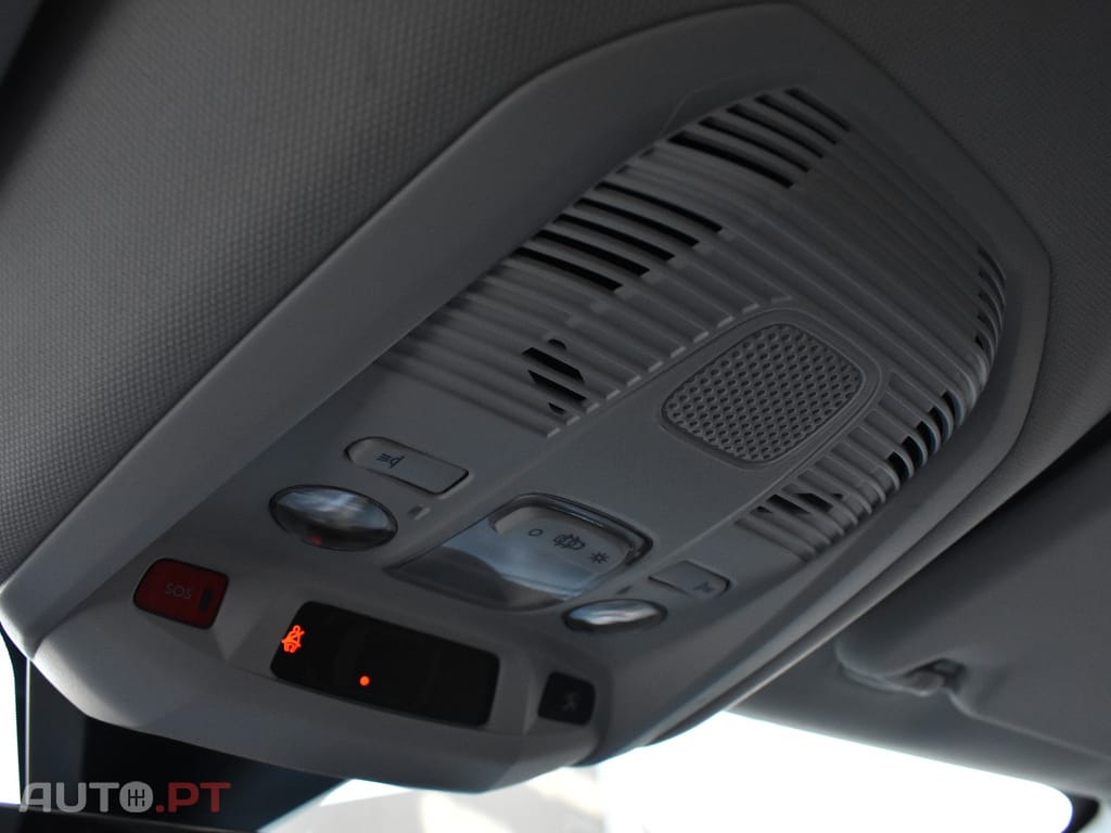 Peugeot 3008 1.6 Hybrid Allure Pack e-EAT8