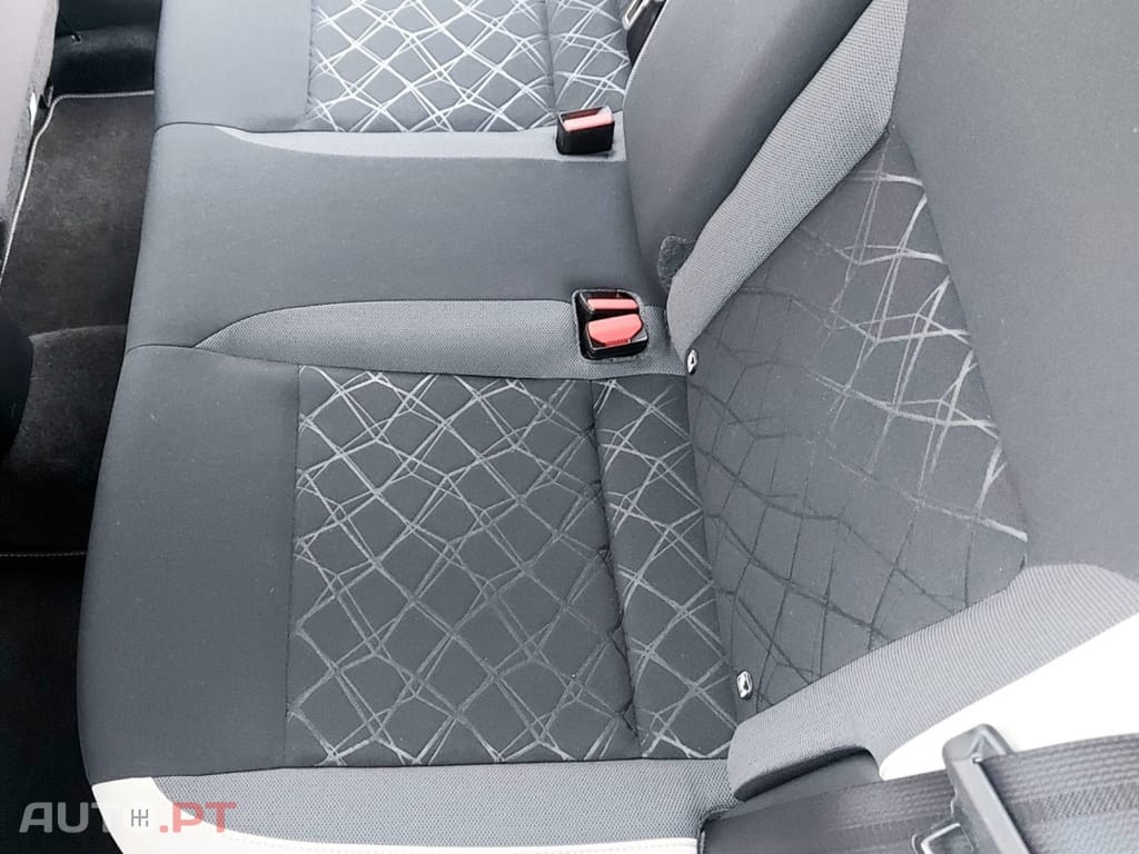 Nissan Micra 1.0 IG-T N-Connecta