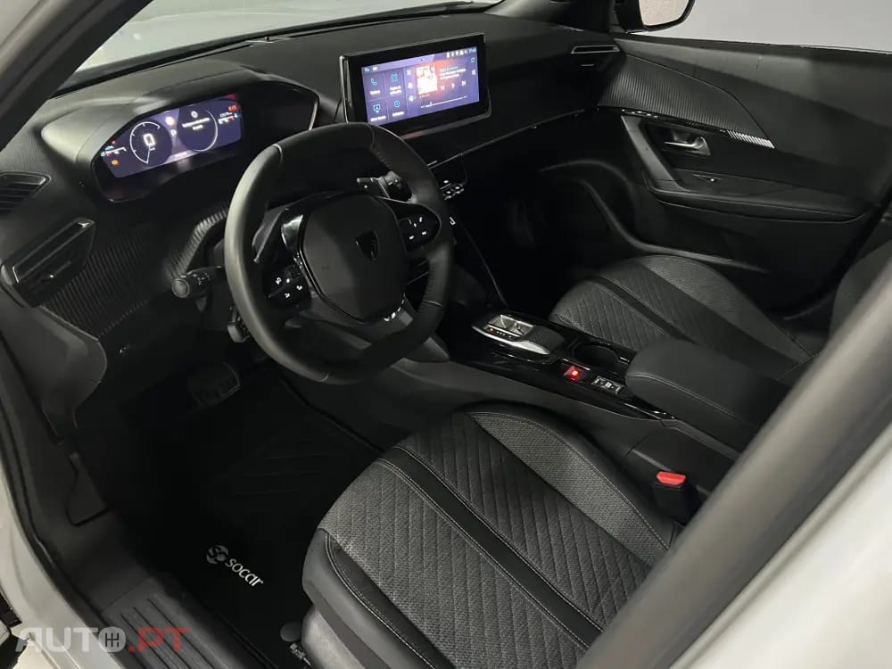 Peugeot 2008 1.2 Hybrid Allure e-DCS6