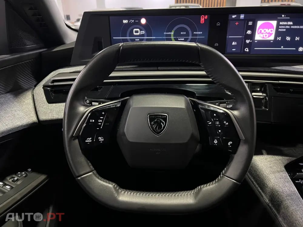 Peugeot 3008 1.2 Hybrid Allure e-DCS6