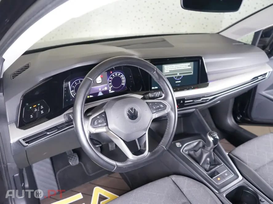 Volkswagen Golf 1.0 TSI Confortline