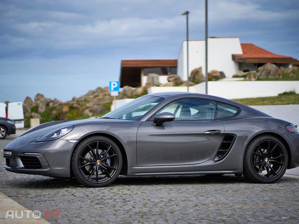 Porsche 718 2.0 PDK