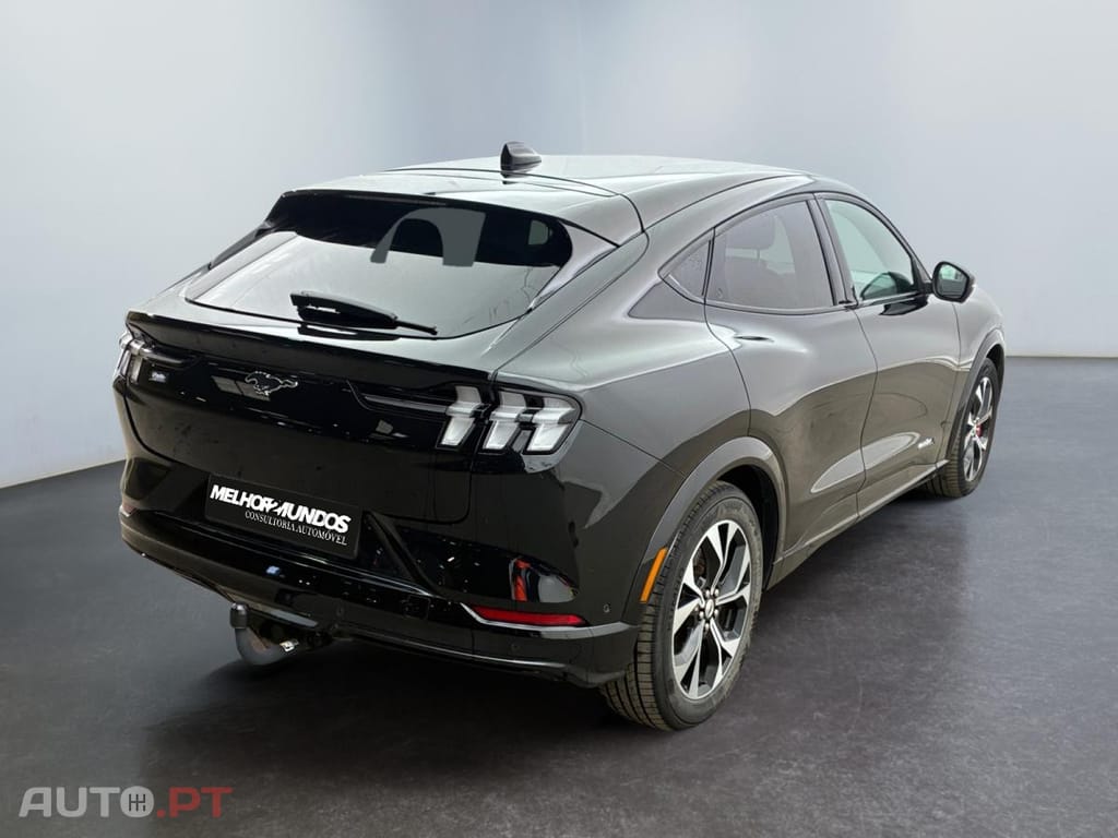 Ford Mustang Mach-E Standard Range