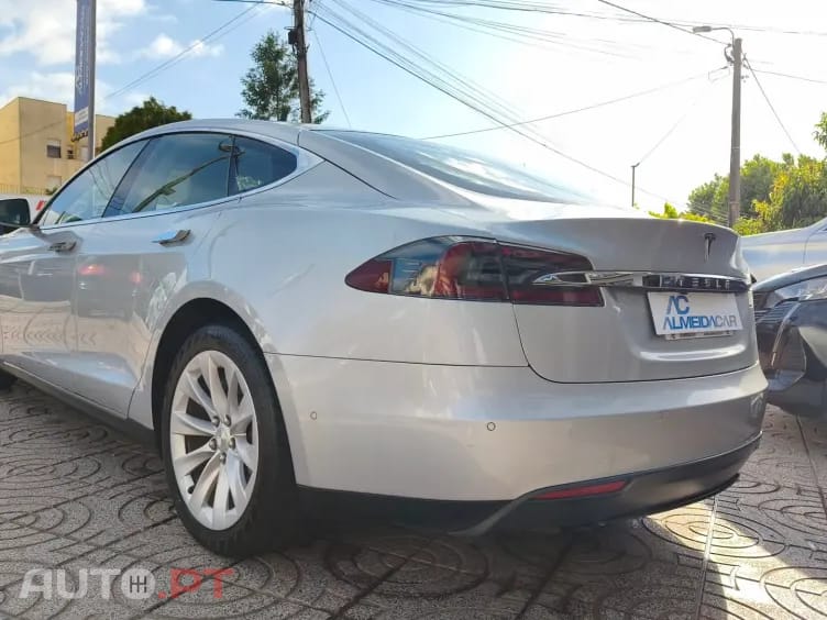 Tesla Model S 70D AWD
