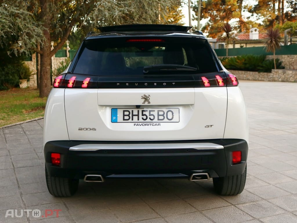 Peugeot 2008 1.2 PureTech GT Line EAT8