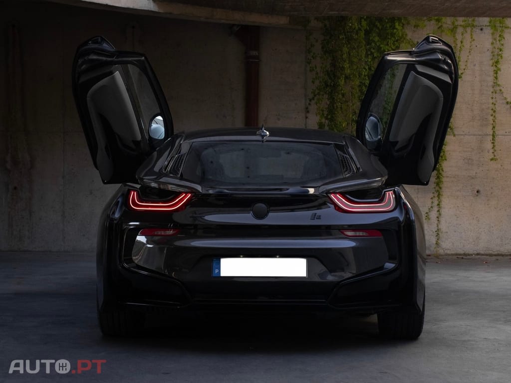 BMW i8 Standard