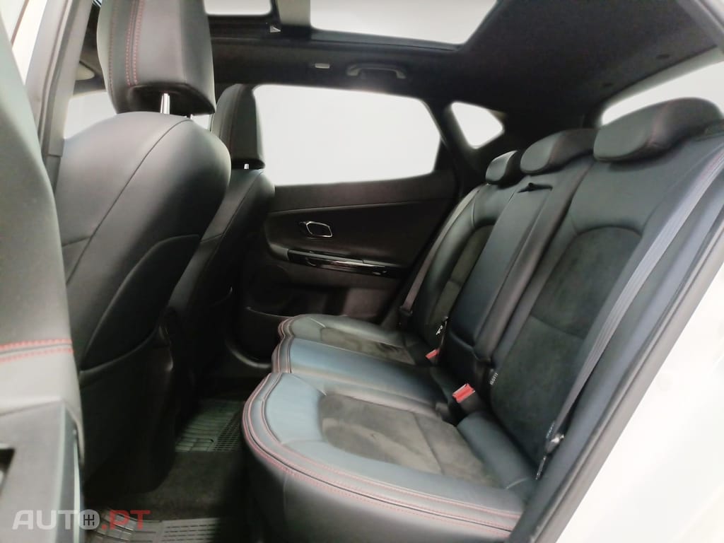 Kia Ceed 1.6 T-GDI GT TOP
