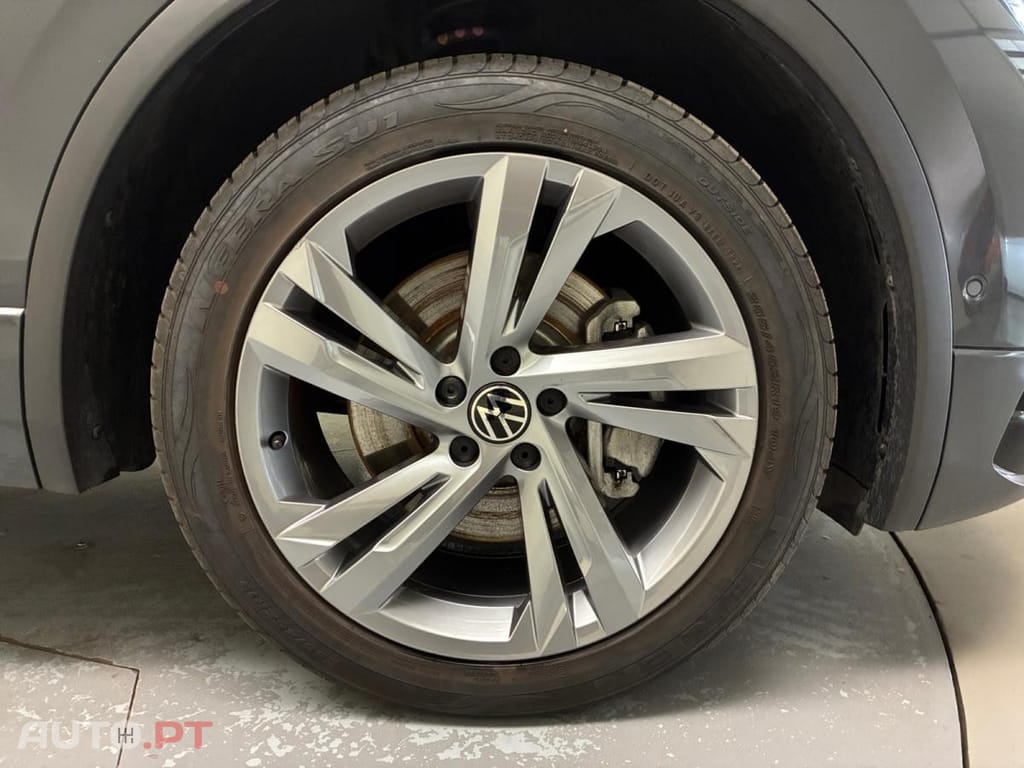 Volkswagen Tiguan 1.4 TSI eHybrid R-Line DSG
