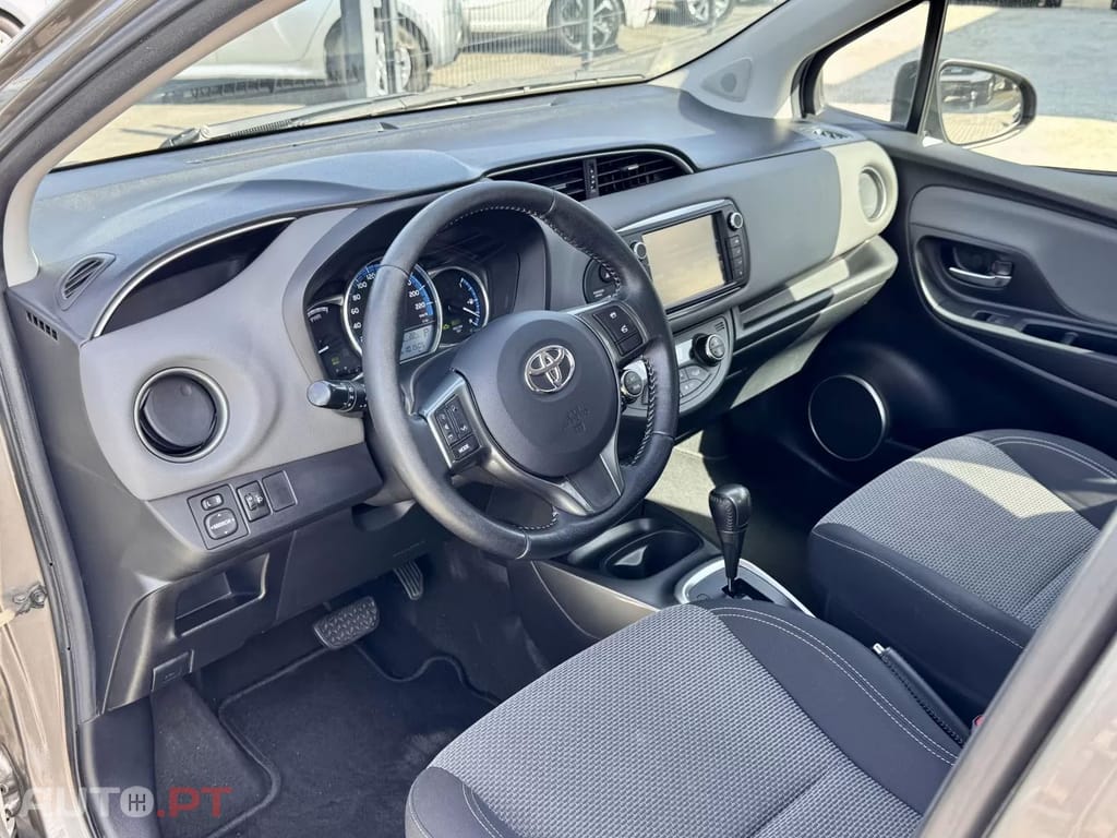 Toyota Yaris 1.5 HSD Sport+Navi