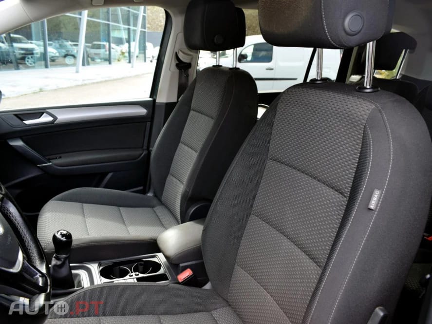 Volkswagen Touran 1.6 TDI Confortline