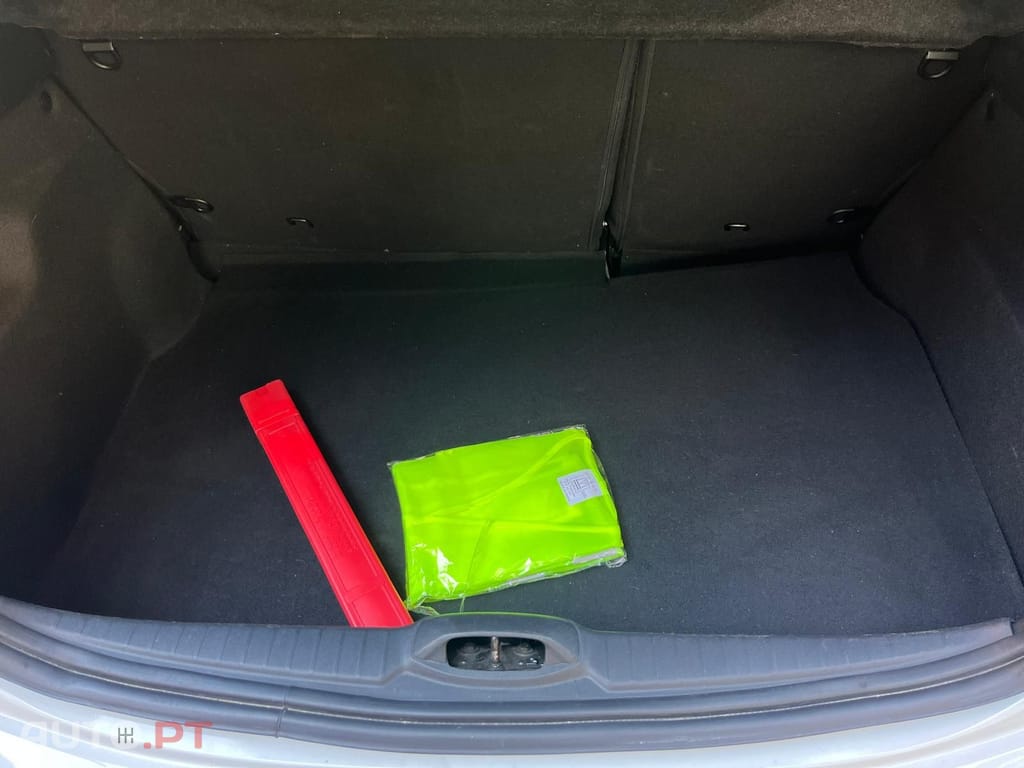 Peugeot 208  1.2 e-THP Féline