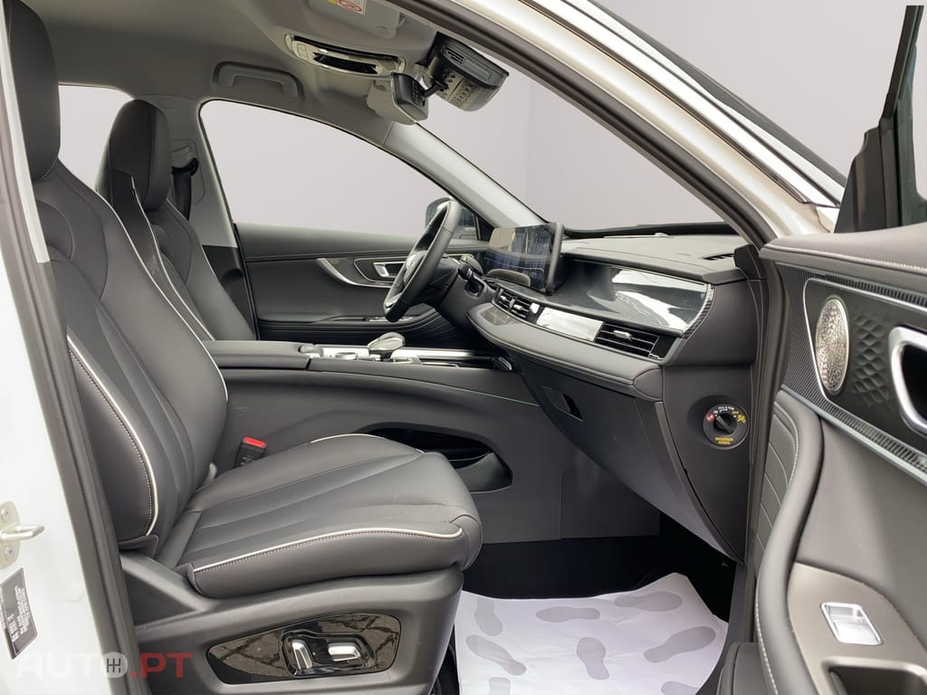 Ebro s700 1.6 TGDI Luxury
