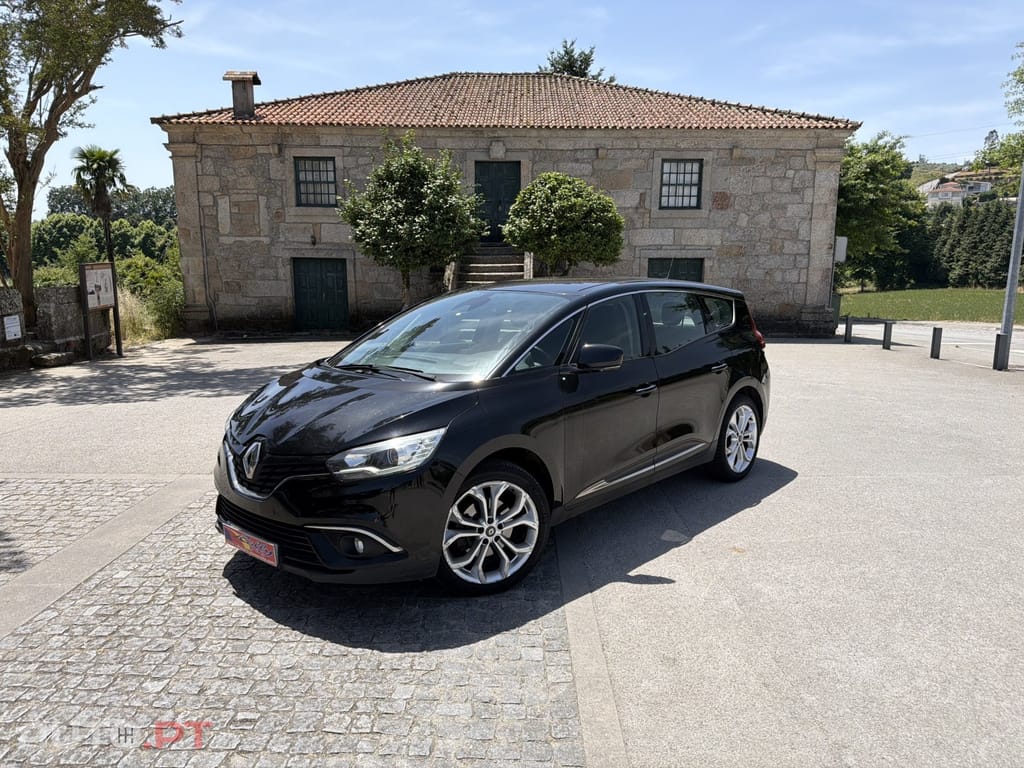 Renault Scénic dCi 110 EDC Dynamique