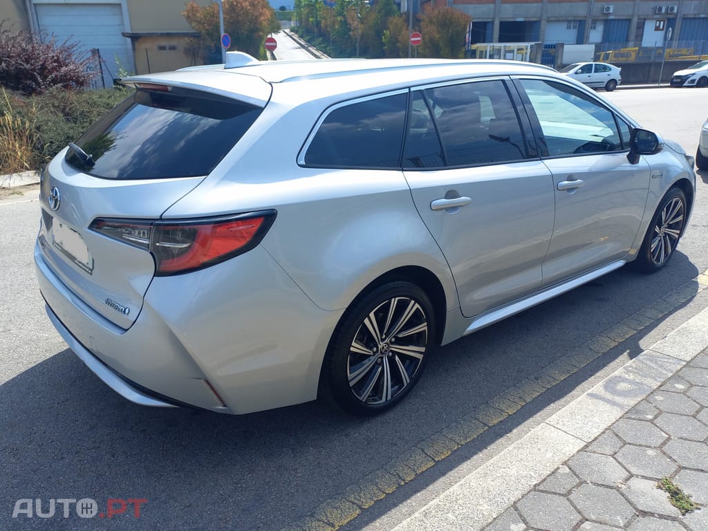 Toyota Corolla Touring Sports 1.8 Hybrid Comfort+P.Sport