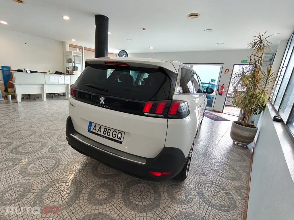 Peugeot 5008 1.5 BlueHDi Allure Pack EAT8
