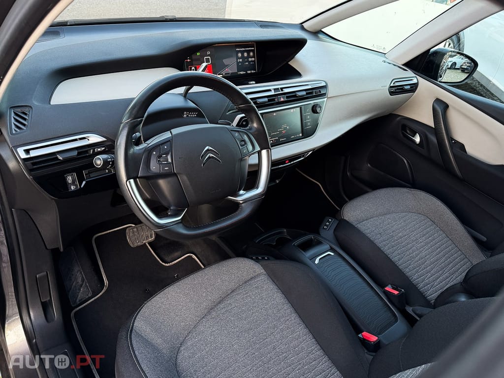 Citroen C4 SpaceTourer 1.5 BlueHDi Shine EAT8