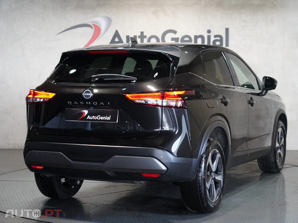 Nissan Qashqai 1.3 DIG-T N-Connecta LED+TT+SKY