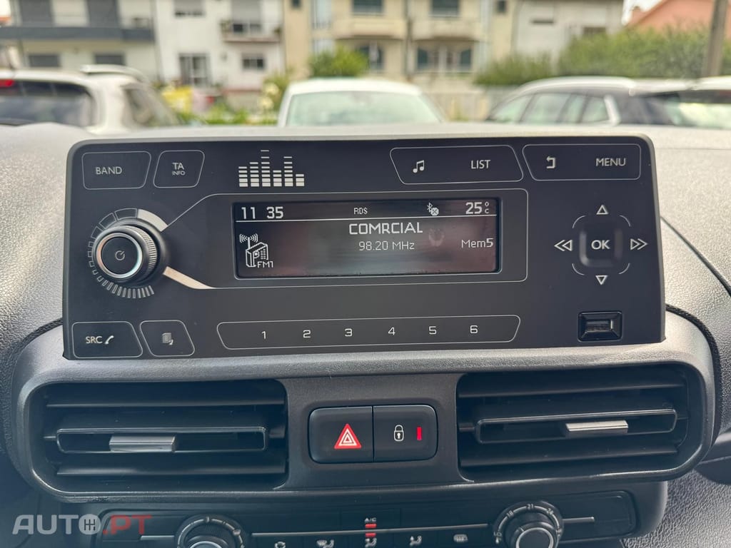 Toyota Proace 1.5D L1 Comfort - IVA DEDUTÍVEL