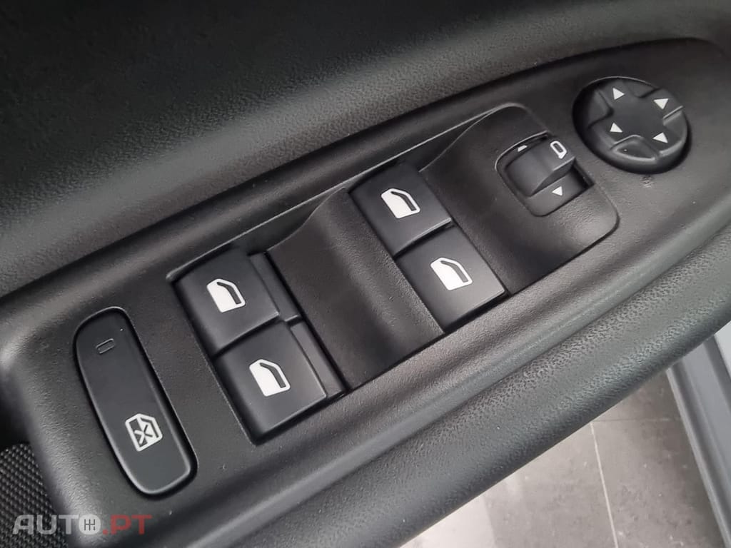 Jeep Avenger 1.2 GSE T3 Altitude
