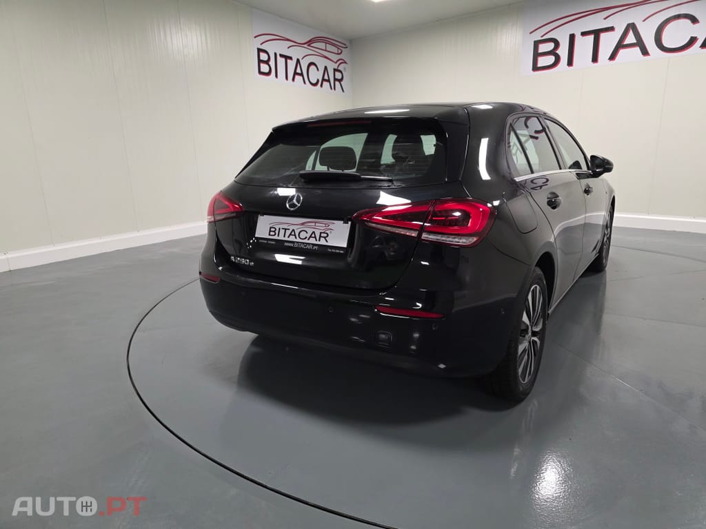 Mercedes-Benz A 250 e Style Plus