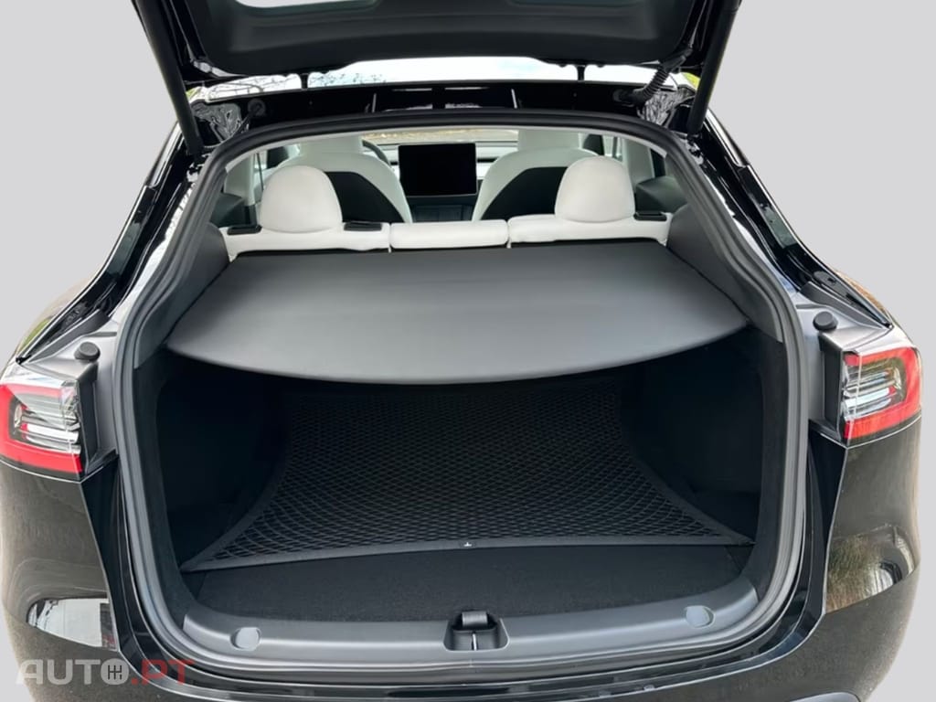 Tesla Model Y I.V.A DEDUTIVEL Long Range Dual AWD 